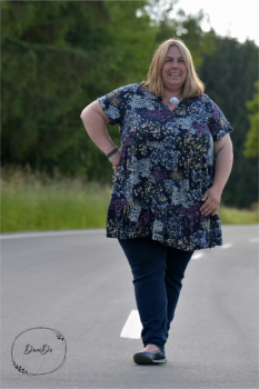 Preview: Papierschnittmuster Valentina Damen