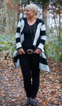 Preview: Papierschnittmuster Strickjacke Bea Damen